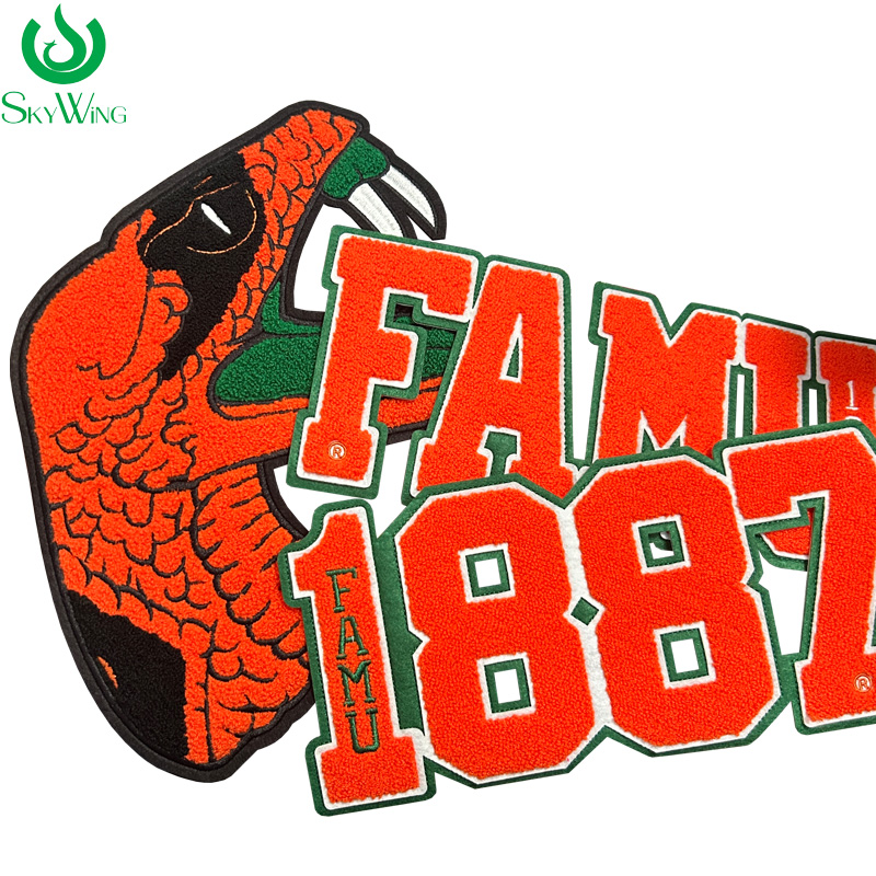 Embroidery University - Remendo de chenille Rattler para jaqueta