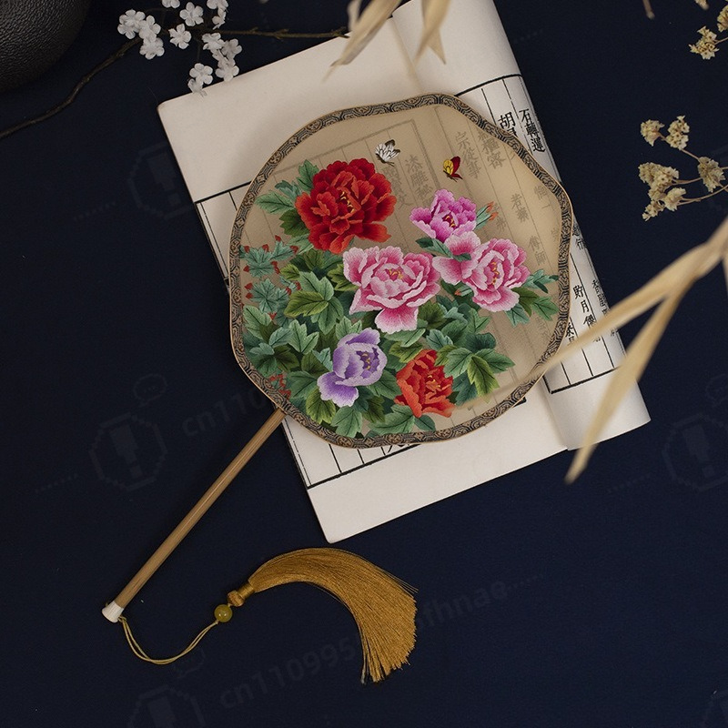 Embroidery Gift - Leque Redondo de Seda Bordado à
